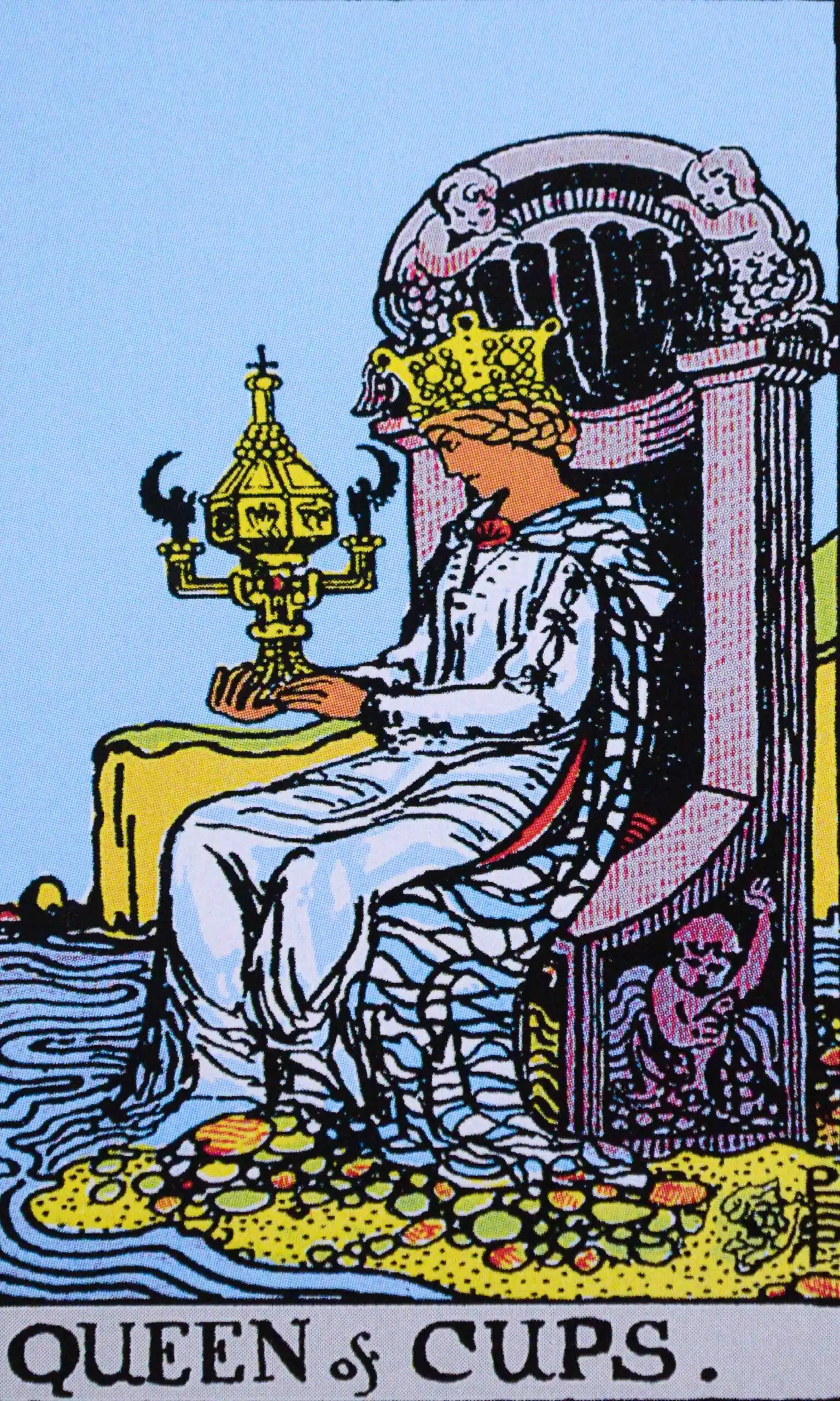 מלכת גביעים